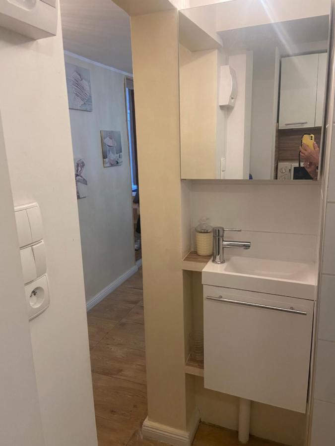 Maly Apartament Z Kuchnia I Lazienka Leilighet Szczecin Eksteriør bilde