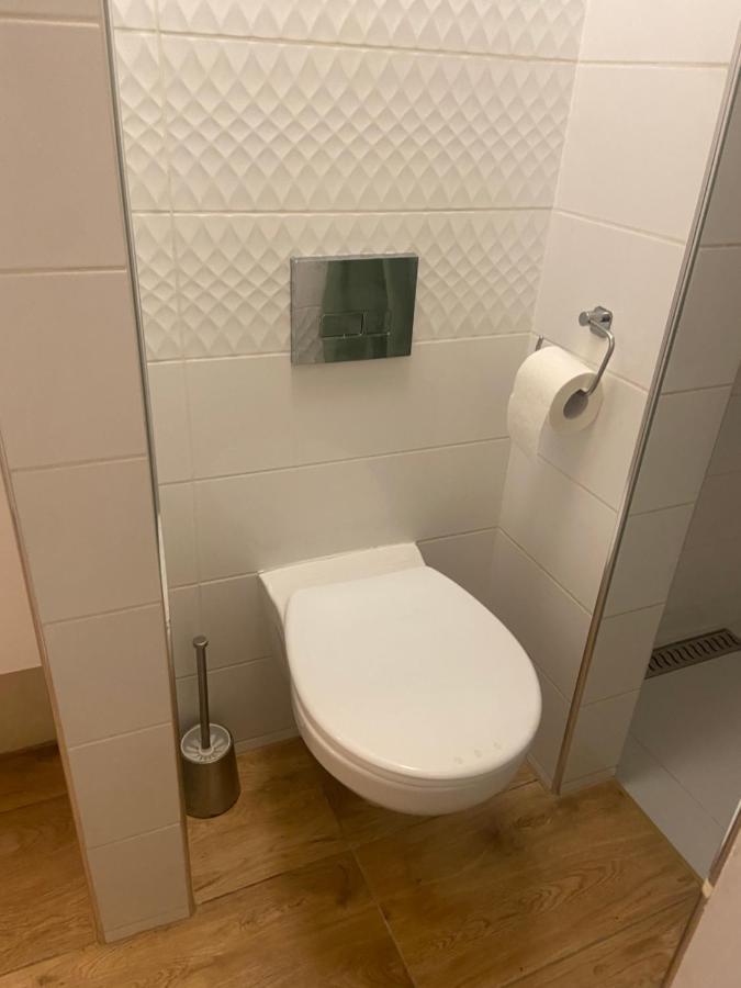 Maly Apartament Z Kuchnia I Lazienka Leilighet Szczecin Eksteriør bilde
